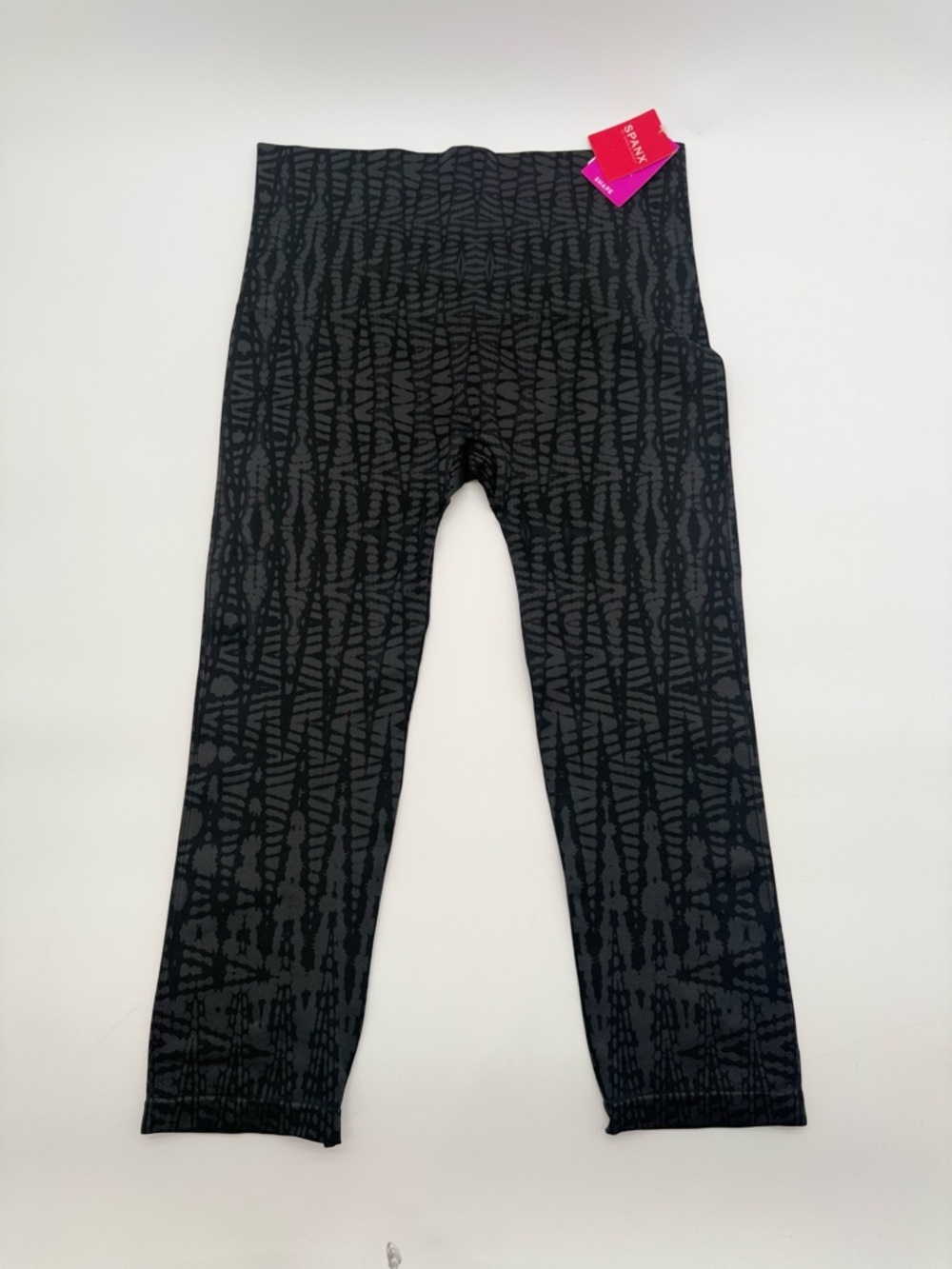 Women’s SPANX Cropped Look At Me Now Seamless Shape-wear Leggings Sz 2XL NWT